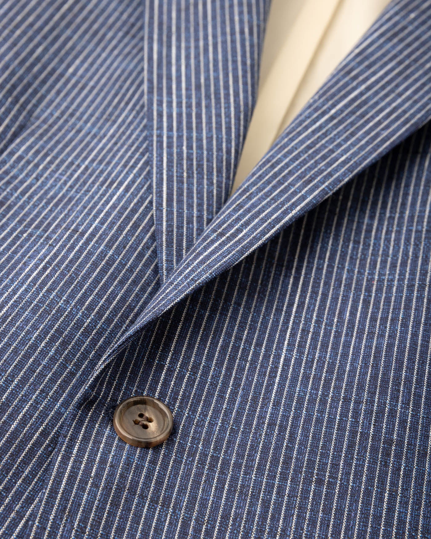 45231240413452, blue-white, 45231240380684, 45231239889164, 45231239921932, 45231240446220, 45231240282380, 45231240347916, 45231240315148, 45231240642828