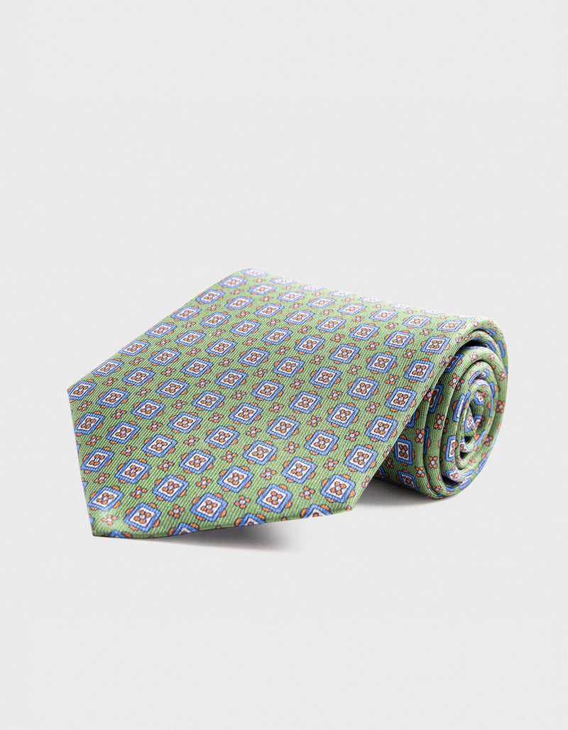 Krawatte_Collection_SeideTwillK1120P_Karo_gr%C3%BCn_1_Farbe.jpg