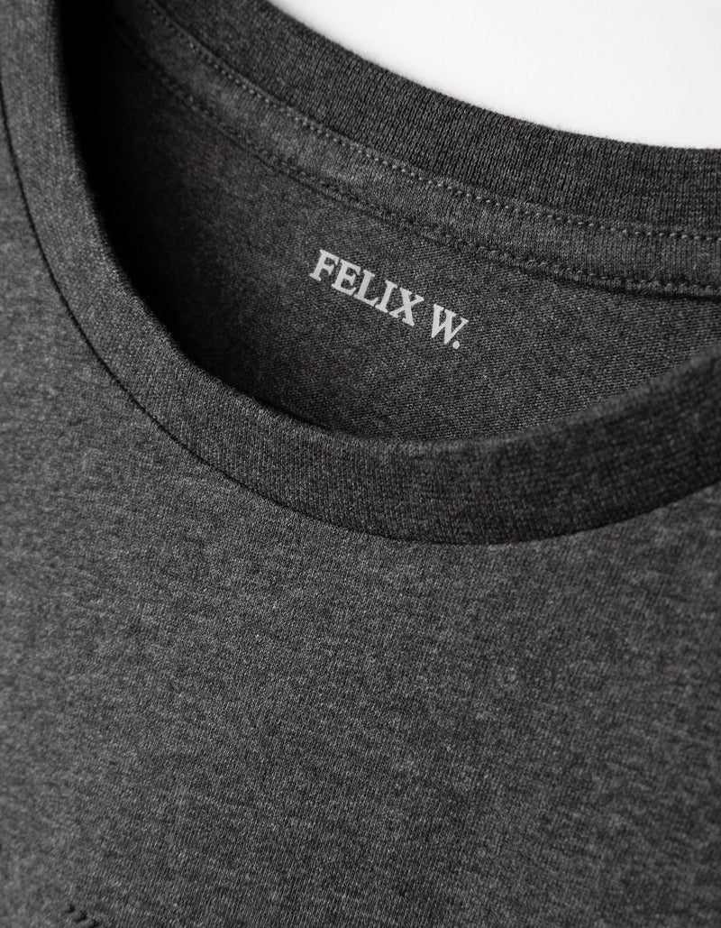 T-Shirt_Branded_FelixW_anthrazit_03_Detail_PREVIEW.jpg